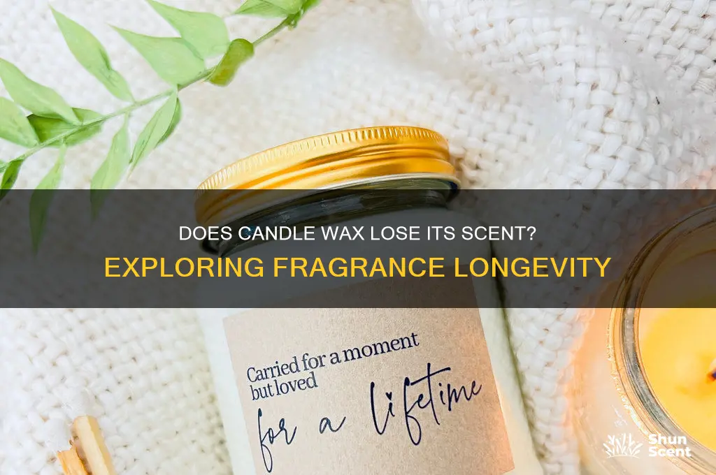 does candle wax lose its scent