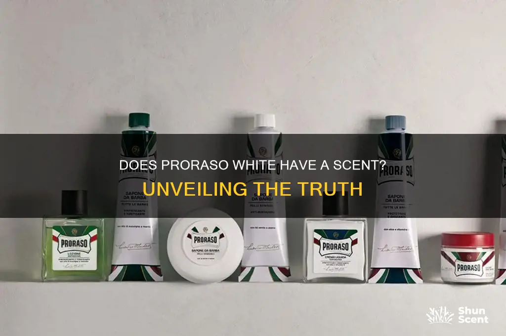 does proraso white have a scent