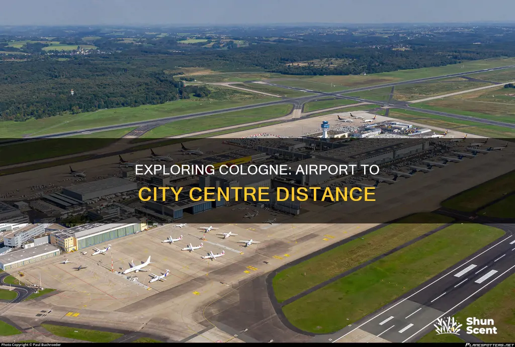 how far is cologne airport from city centre