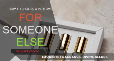 Choosing a Fragrance Gift: A Guide