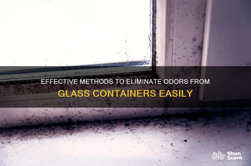 how to remove scents from glass