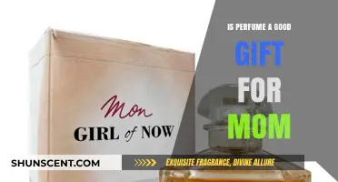 Choosing a Perfume for Mom: The Perfect Gift?