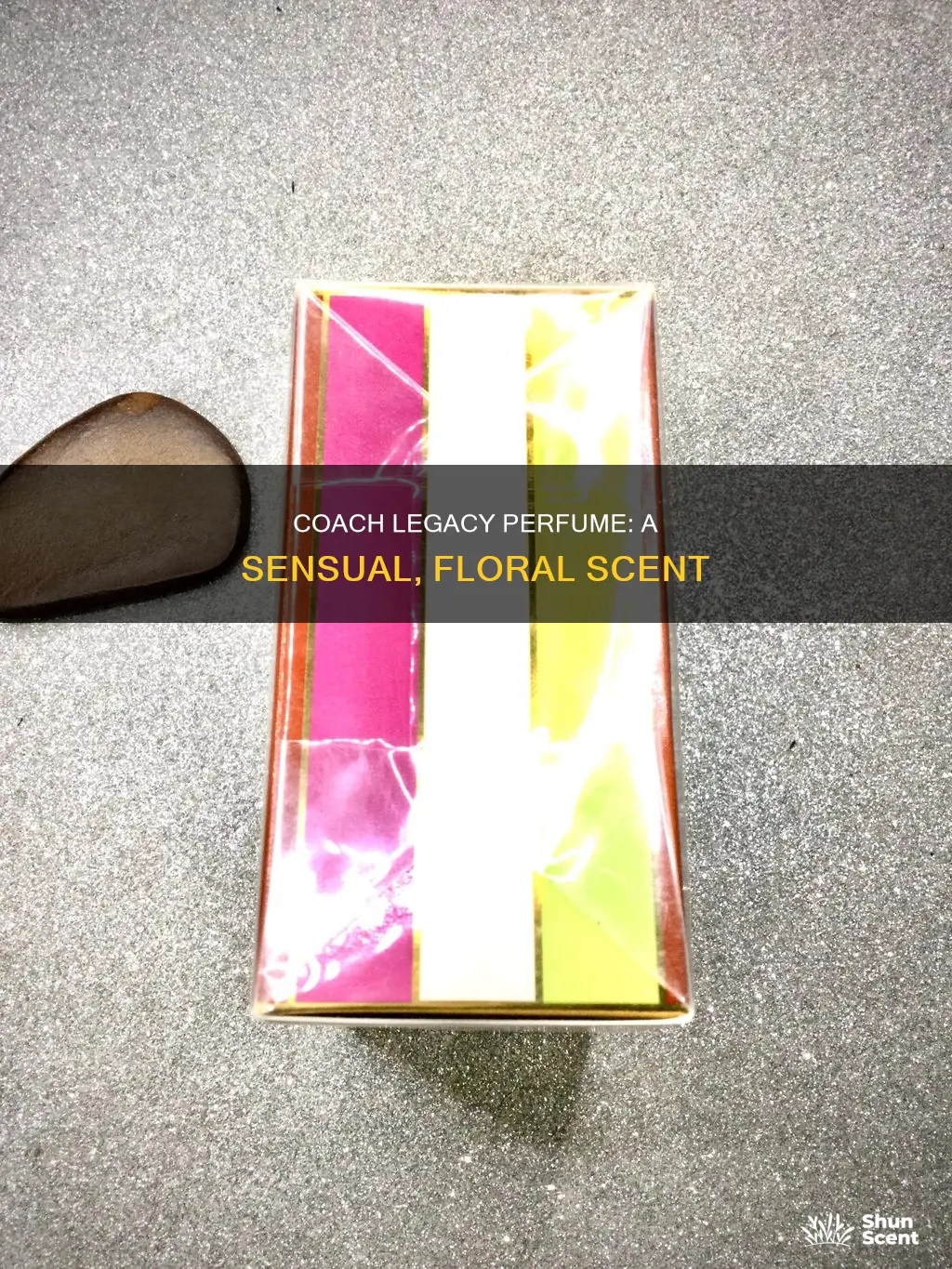 what does coach legacy perfume smell like