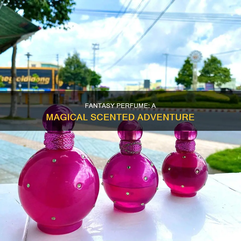 what does fantasy perfume smell like