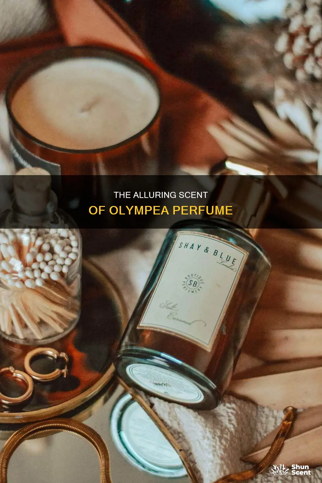 what does olympea perfume smell like
