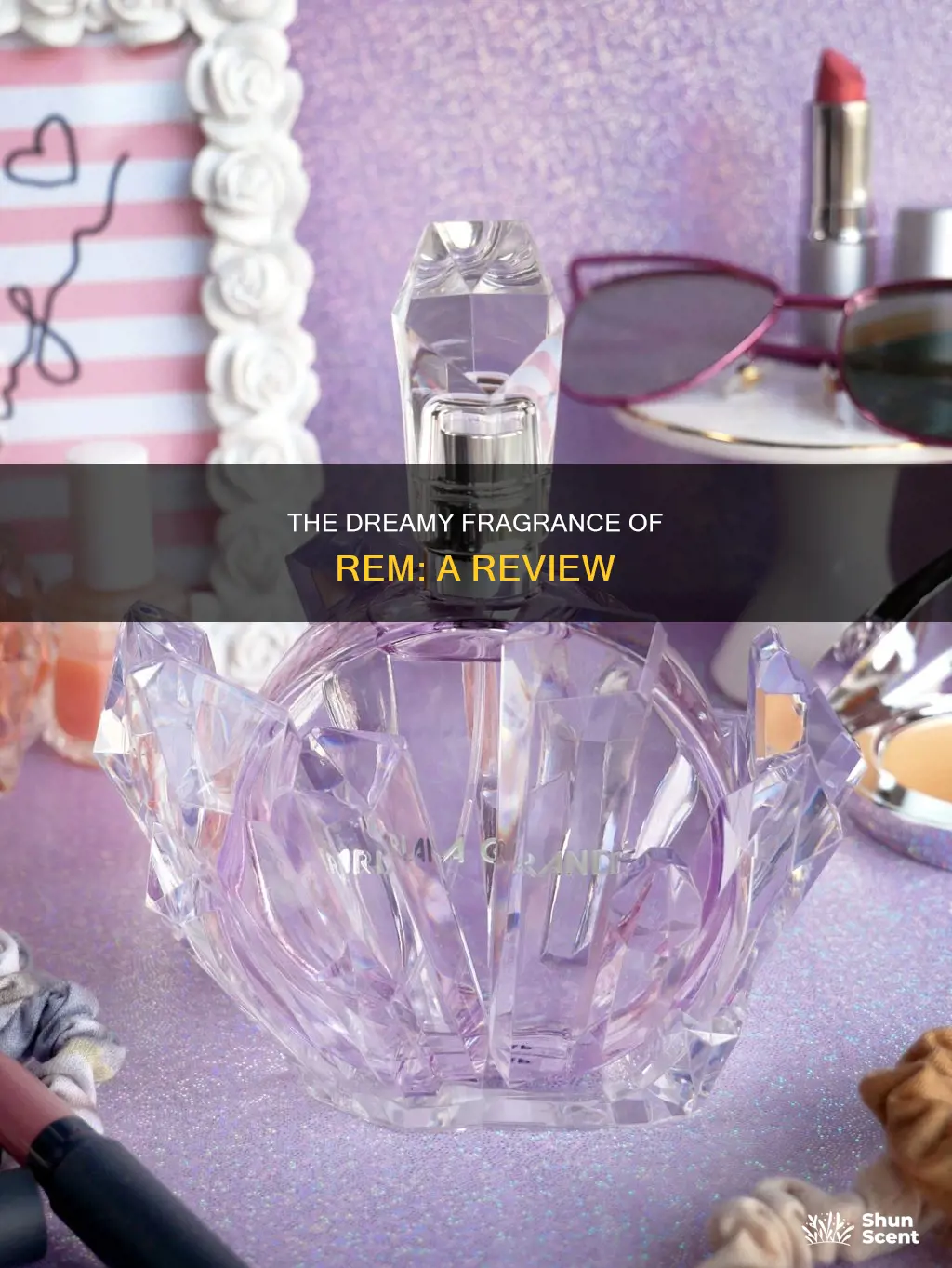 what does rem perfume smell like