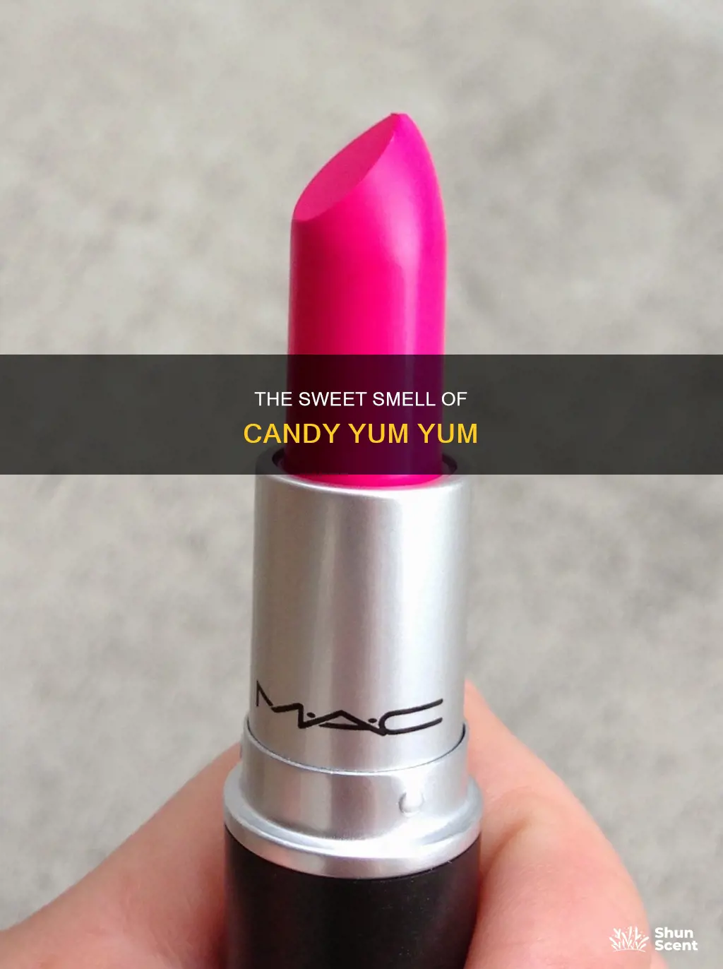 what does the mac perfume candy yum yum smell like