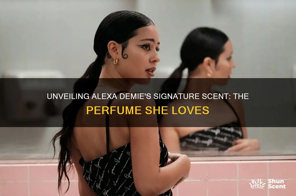 what perfume does alexa demie wear