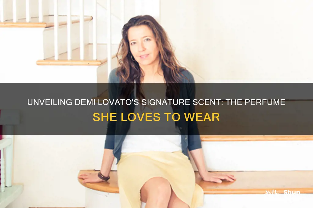 what perfume does demi lovato wear