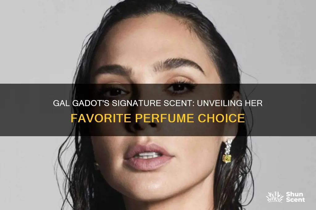 what perfume does gal gadot wear