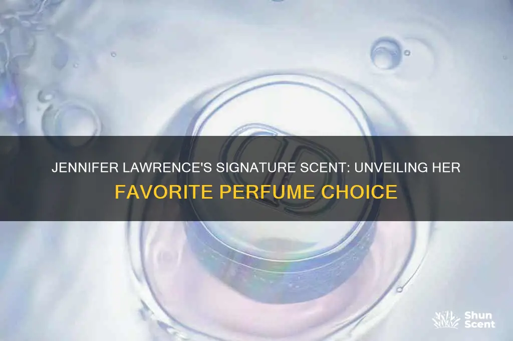 what perfume does jennifer lawrence wear