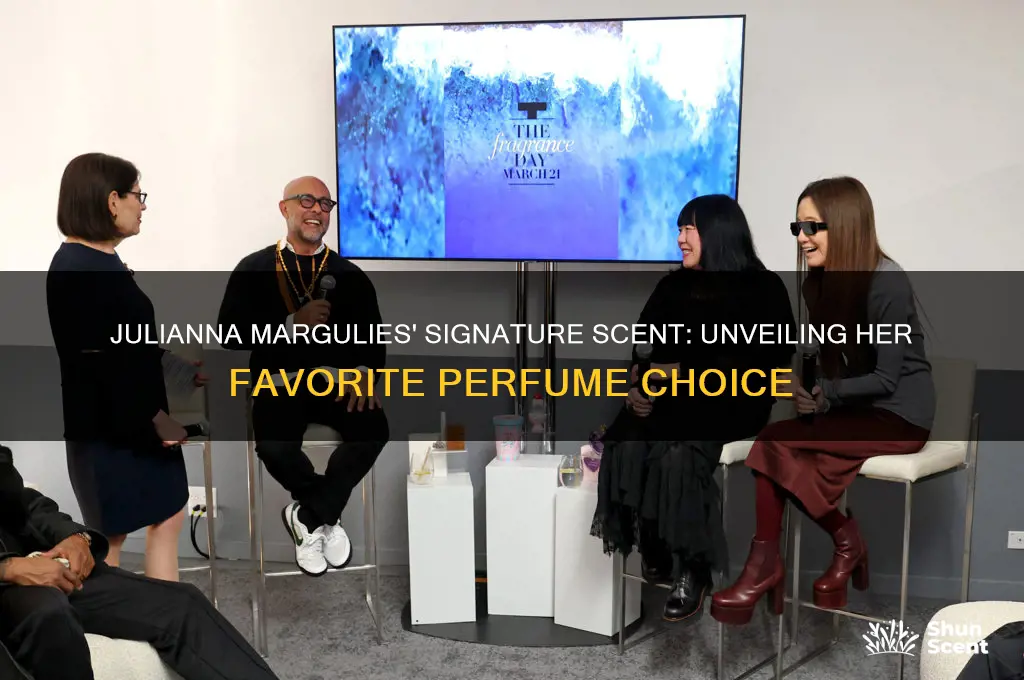 what perfume does julianna margulies wear