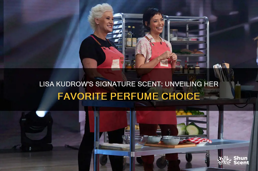 what perfume does lisa kudrow wear