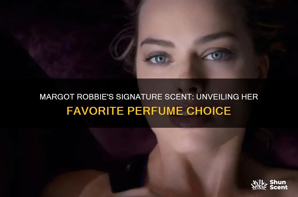what perfume does margot robbie wear