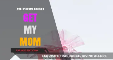 Choosing the Perfect Scent: A Guide to Gifting Mom Perfume