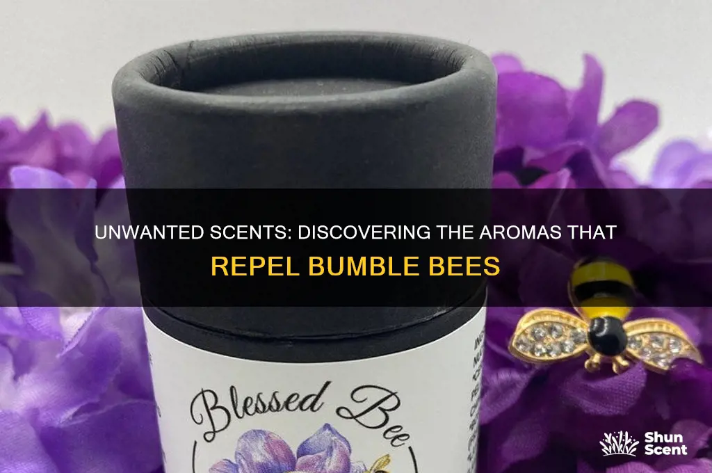 what scent do bumble bees hate